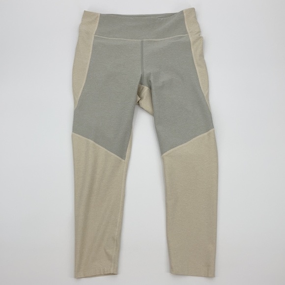 Outdoor Voices 3/4 Two-Tone Athletic Leggings L - Picture 1 of 15